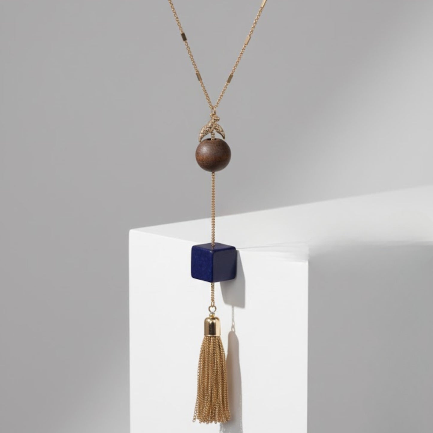 Blussh Metal Geometric Tassel Pendant Set