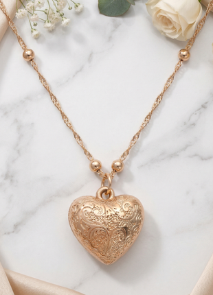 Rose Gold Heart Pendant Necklace with Twisted Satellite Bead Chain