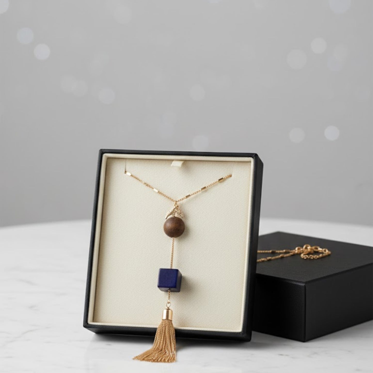Blussh Metal Geometric Tassel Pendant Set