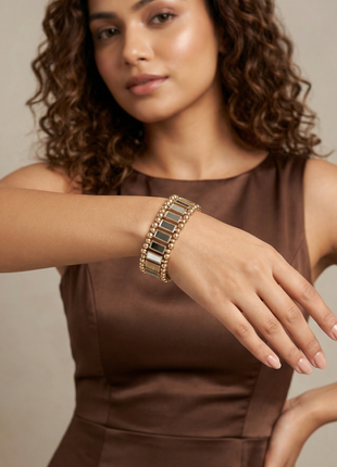 Gold Toned Brass Mirror Elasticated Bracelet