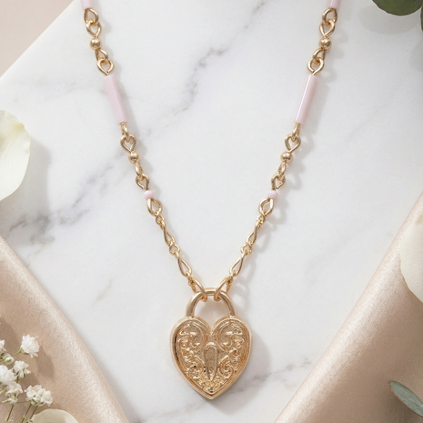 Vintage-Inspired Gold Filigree Heart Locket Necklace