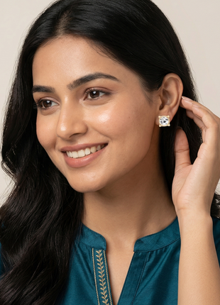 Gold Tone Necklace And Multi Earring Combo Set