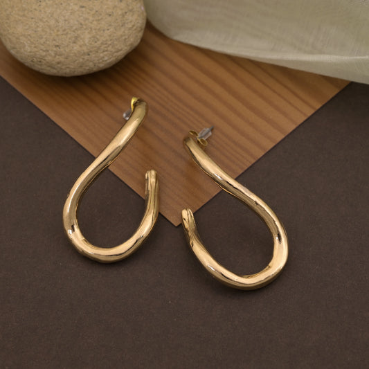 Wavy Fluid Curve Hoop Earrings