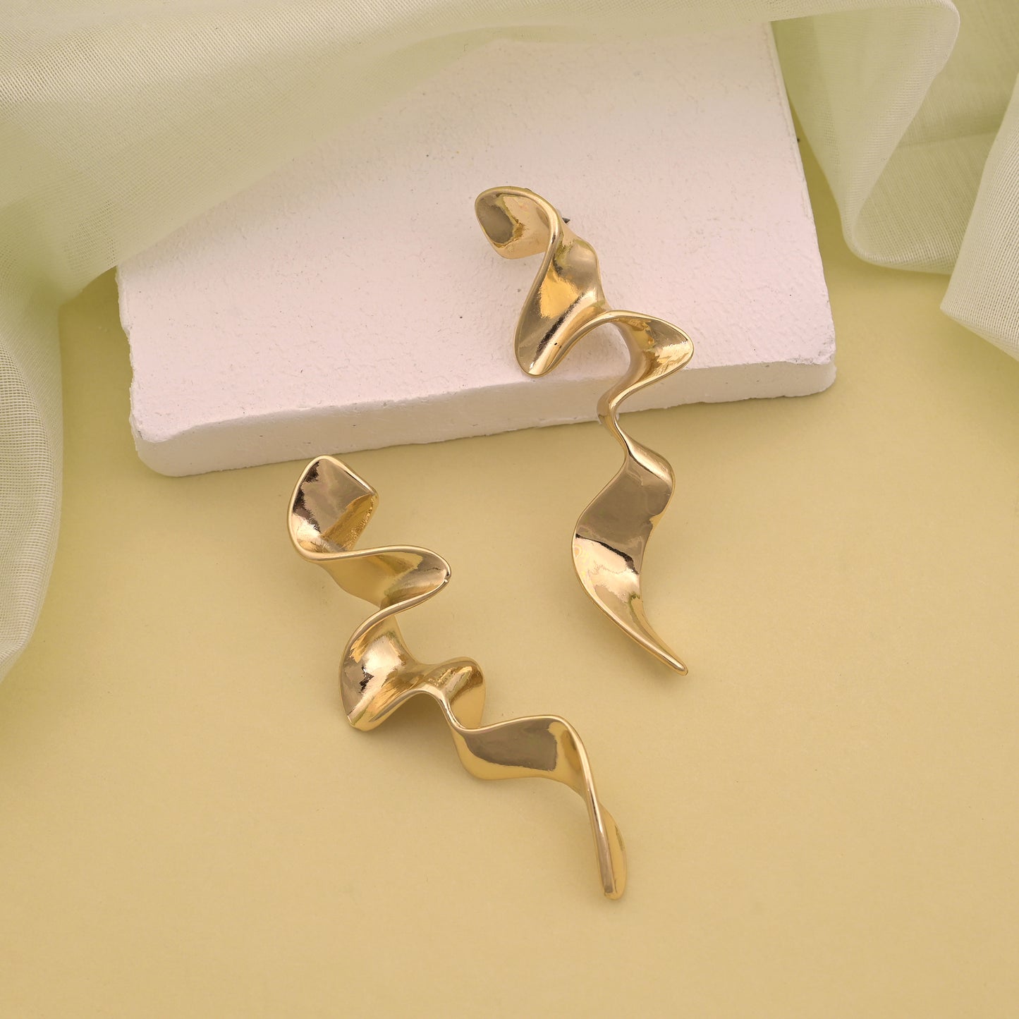 Abstract Wavy Ribbon Earrings