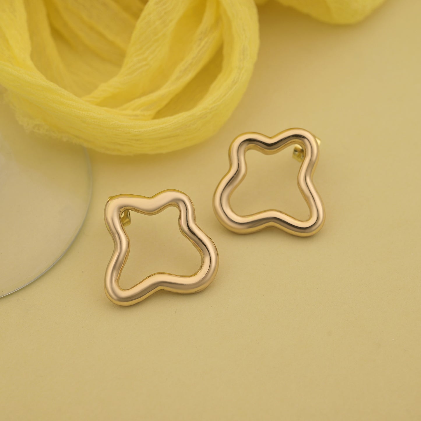 Abstract Clover Curve Earrings