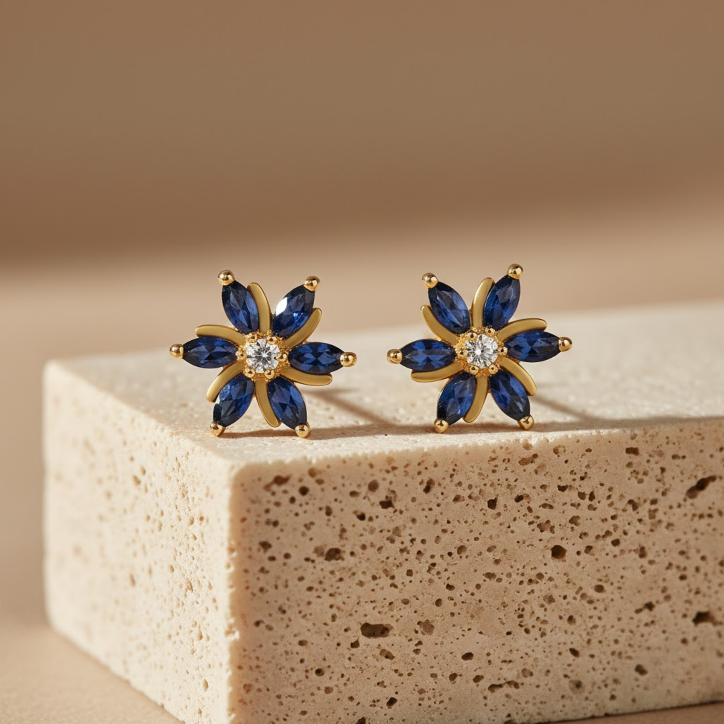 Sapphire Color Star Motif Necklace Set