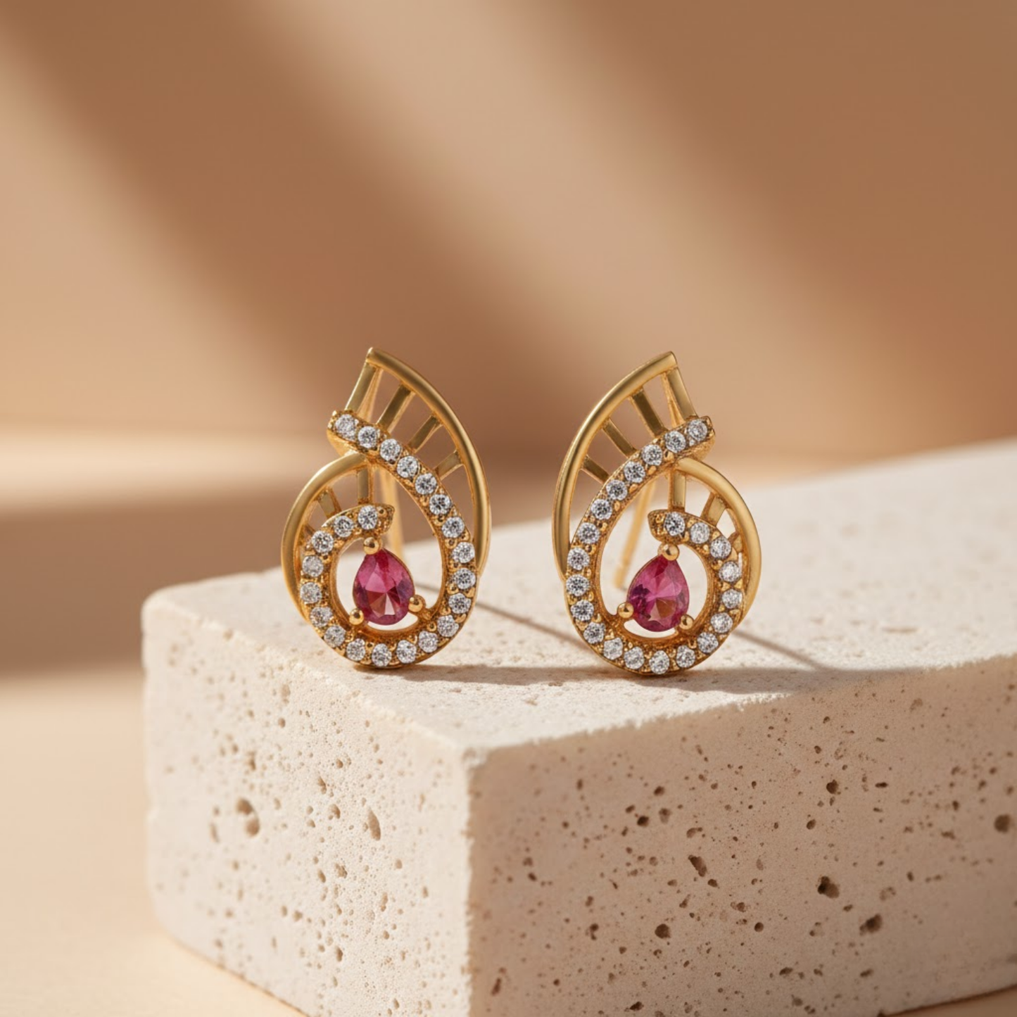 Spiral Shell Garnet Color Pendant Set