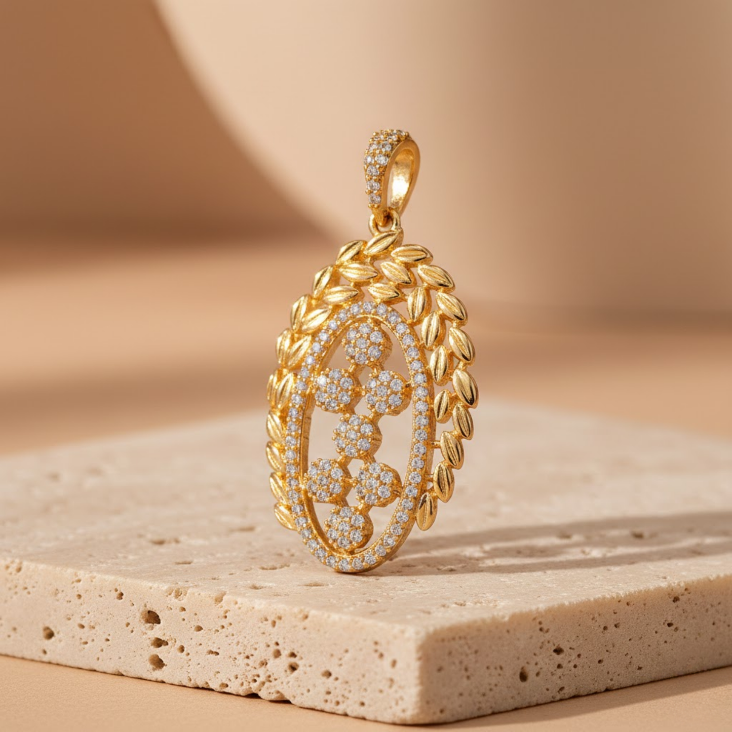 Oval Leaf White Color Pendant Set